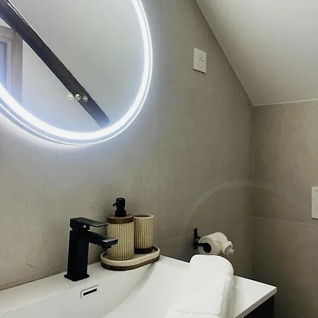 Apartman Muraille By Collection Aura - 4p - Hypercentre A Deux Pas De La Place Ducale Charleville-Mézières