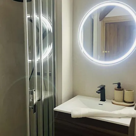 Muraille By Collection Aura - 4p - Hypercentre A Deux Pas De La Place Ducale 아파트 *